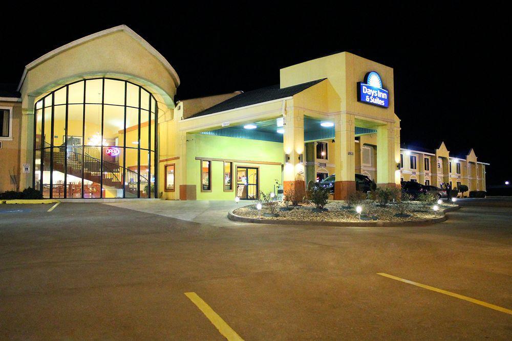 Rose City Inn & Suites Tyler Esterno foto